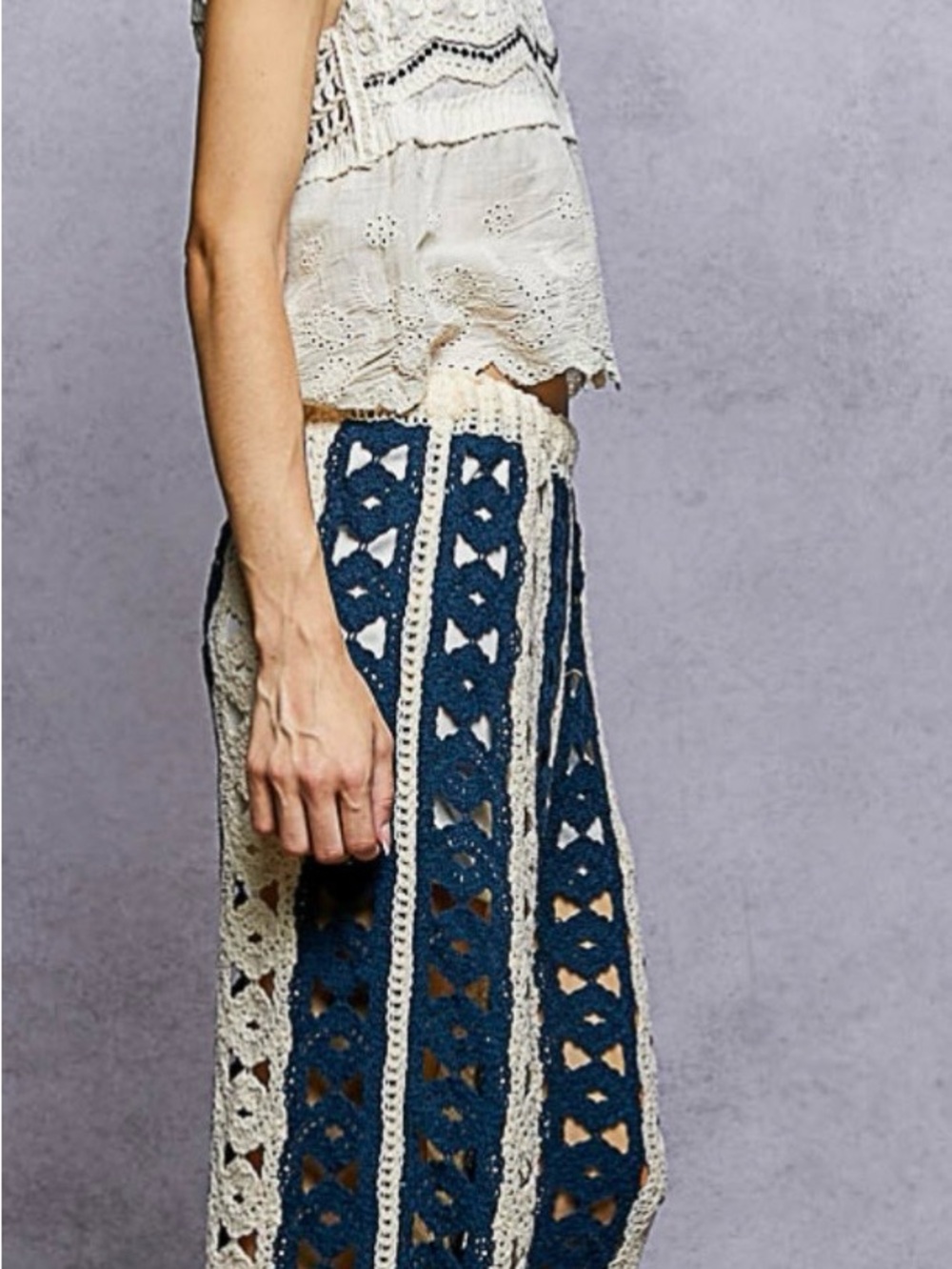 Crochet Wide-Leg Pants in Navy and Cream - Picture 3 of 4